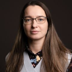 Тунева Елена